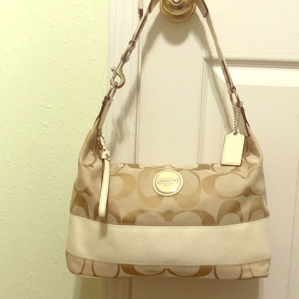 Coach handbag - Picture 1 of 2
